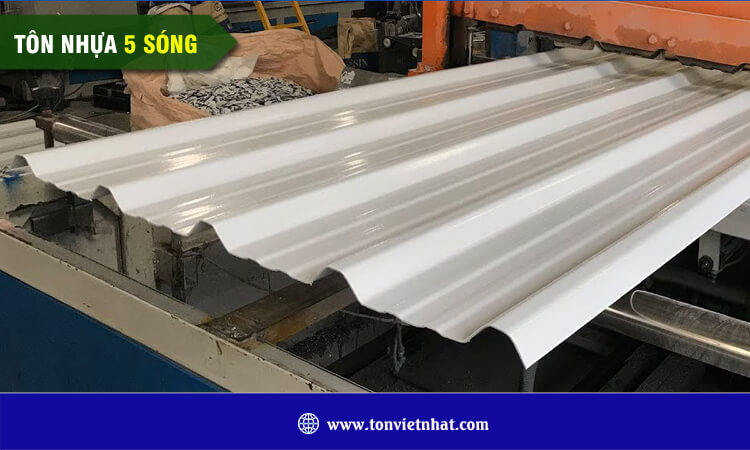 Tôn nhựa 5 sóng 